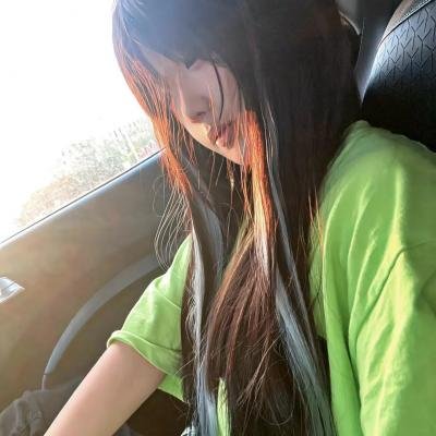 冰属性男子与酷酷女同事
